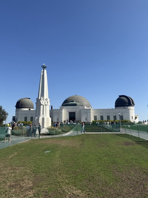 Das Griffith Observatory am Nachmittag